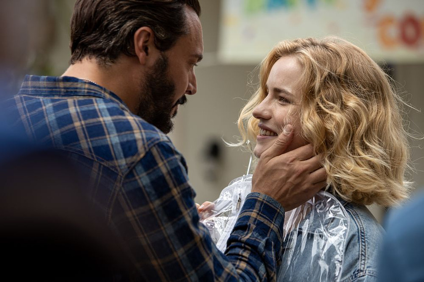Jack Huston y Willa Fitzgerald en El Río de la Ira