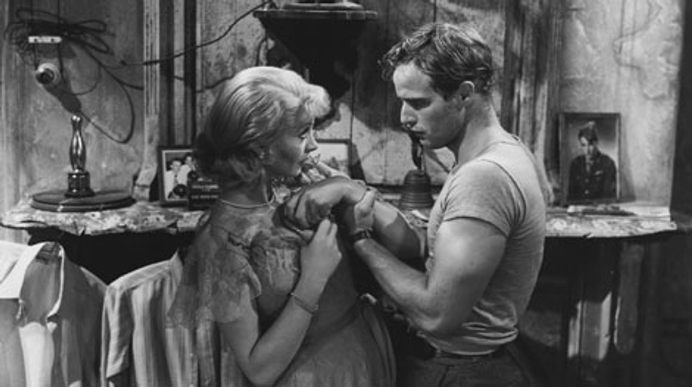 Marlon Brando y Vivien Leigh en Un Tranvía Llamado Deseo