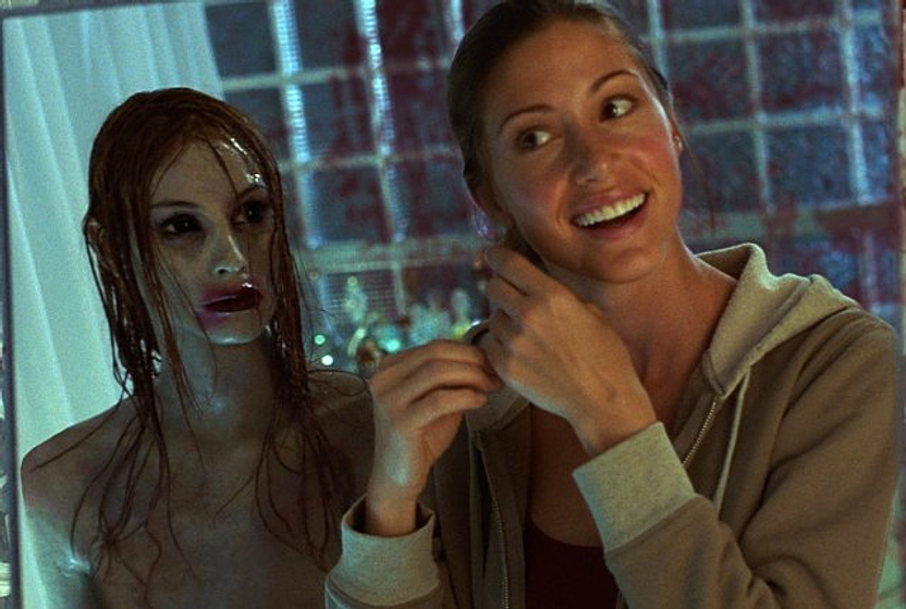 Shannon Elizabeth en 13 Fantasmas