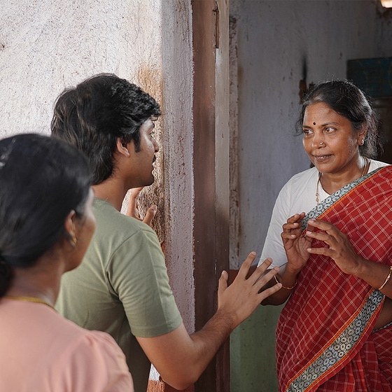 Geetha Kailasam y Saran Shakthi en Angammal