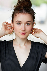 picture of actor Julia Anna Grob
