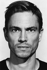 picture of actor Cyrille Thouvenin