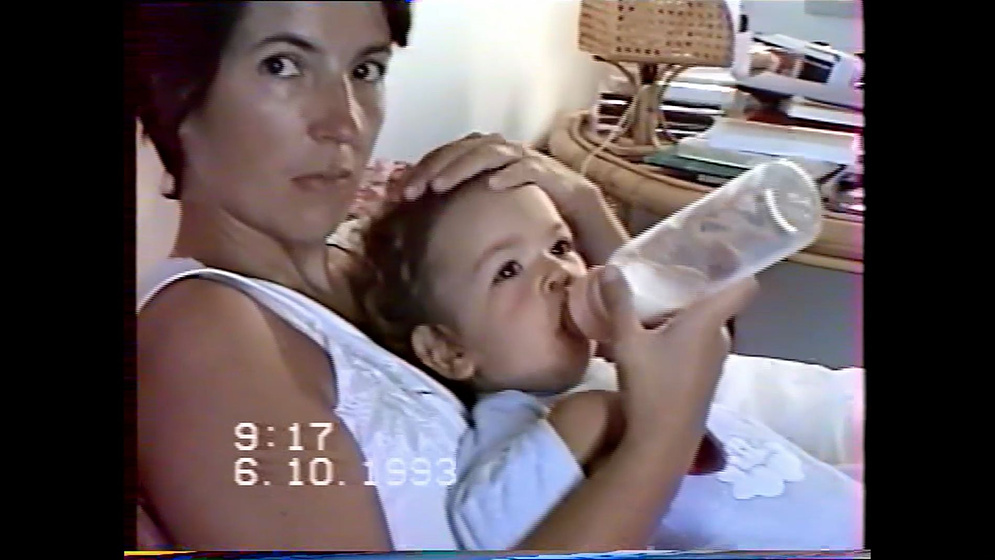 Christine Angot en A Family