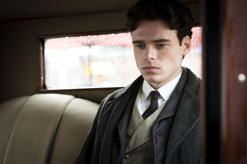 Richard Madden en La Promesa