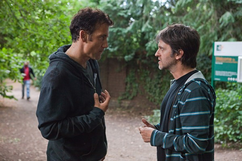 Clive Owen y Juan Carlos Fresnadillo en Intruders