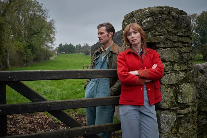Emily Blunt y Jamie Dornan en una-cancion-irlandesa