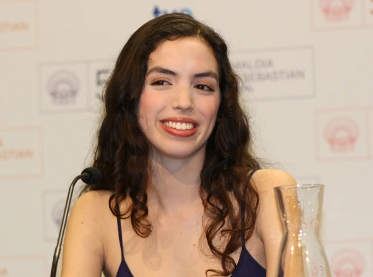 Miranda Bodenhofer en Tonto quien lo lea (El baile de la victoria)