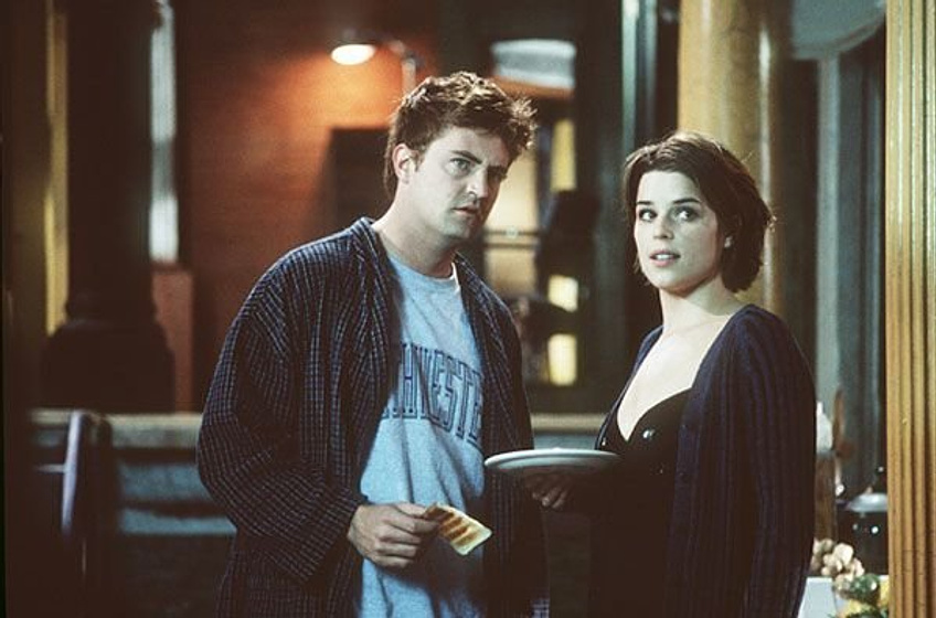 Matthew Perry y Neve Campbell en Tango para tres
