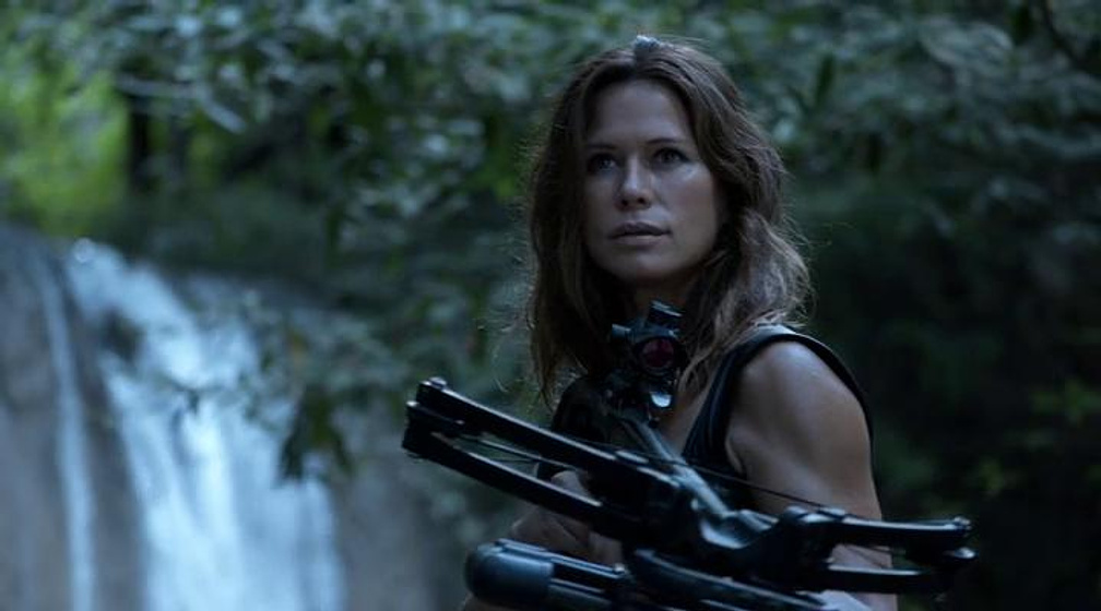 Rhona Mitra en Blanco Humano 2