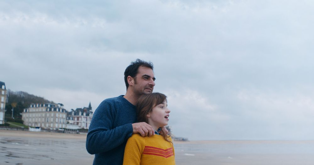 Grégory Montel y Zelie Rixhon en Perfumes