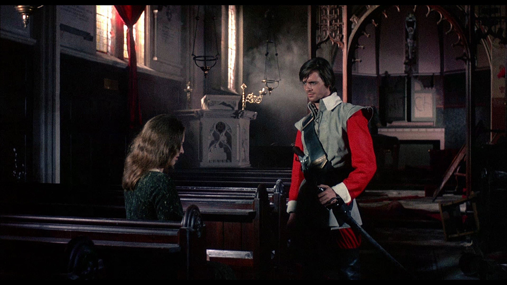 Ian Ogilvy en Cuando las Brujas Arden