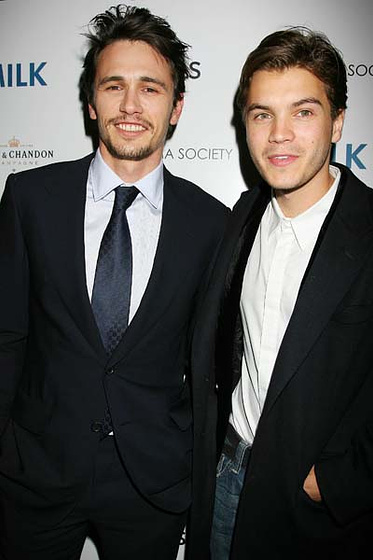 James Franco y Emile Hirsch en Mi Nombre es Harvey Milk (Premiere en New York. Noviembre 2008)