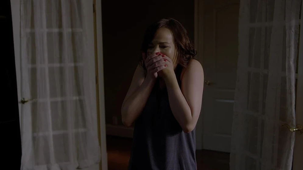 Ashley Rickards en deseos-de-venganza