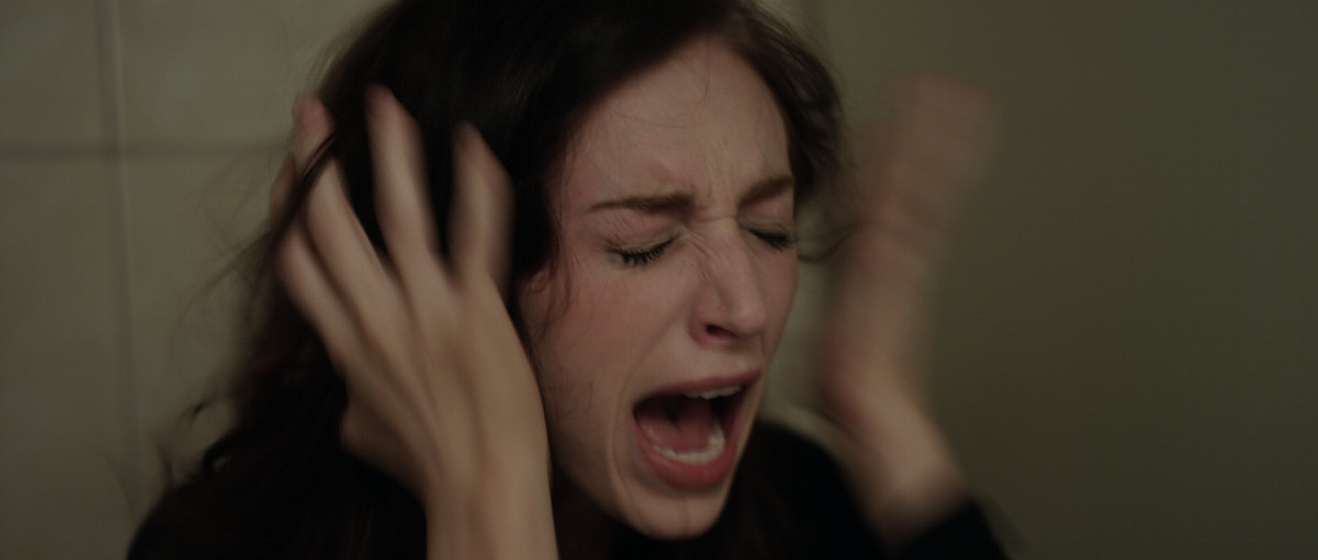 Najarra Townsend en Contracted