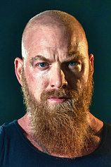 picture of actor Adam Dunnells