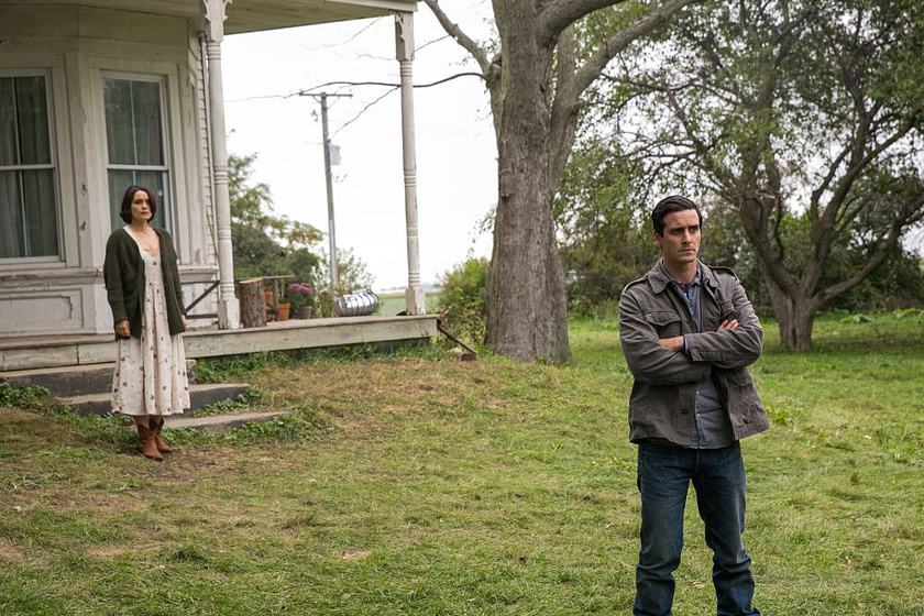 Shannyn Sossamon y James Ransone en Sinister 2
