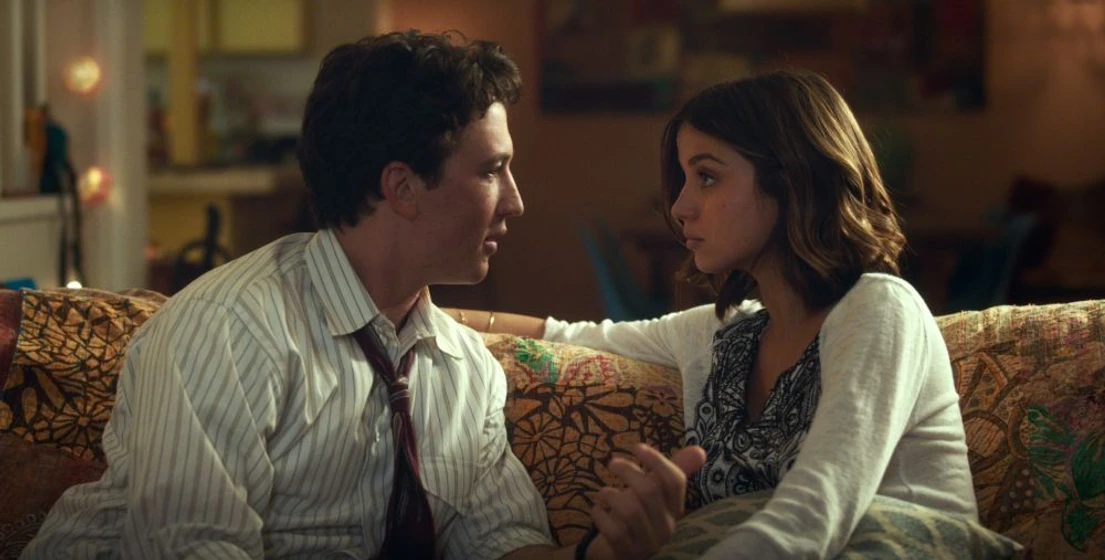 Ana de Armas y Miles Teller en juego-de-armas