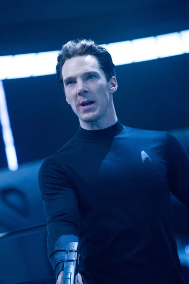 Benedict Cumberbatch en Star Trek. En la oscuridad