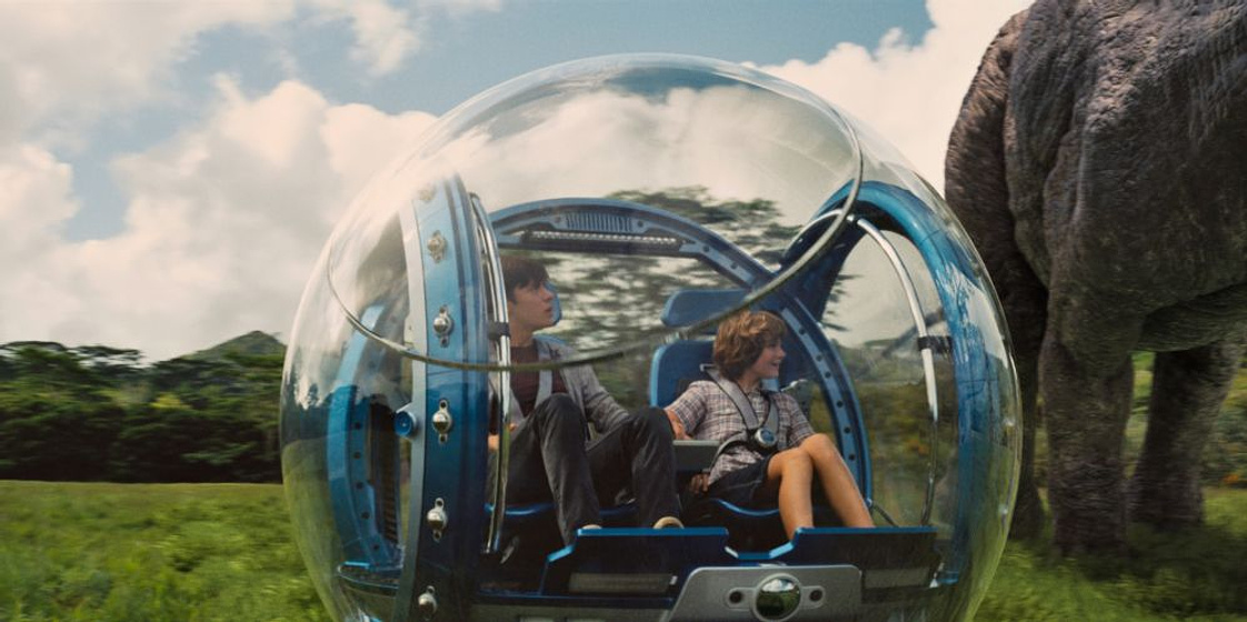 Ty Simpkins y Nick Robinson en Jurassic World