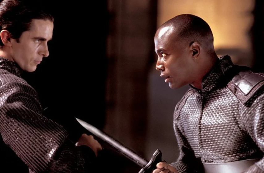 Christian Bale y Taye Diggs en equilibrium