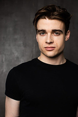 picture of actor Austin Falk