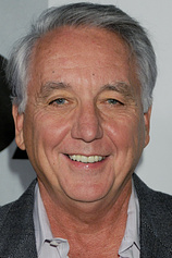 photo of person Bob Gunton