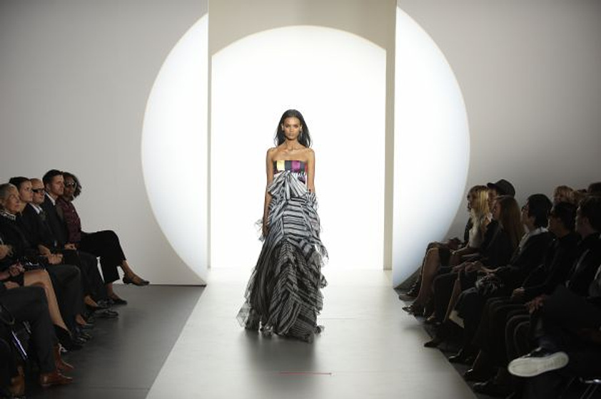 Liya Kebede en Flor del desierto