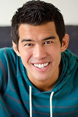picture of actor Kelsey Chock