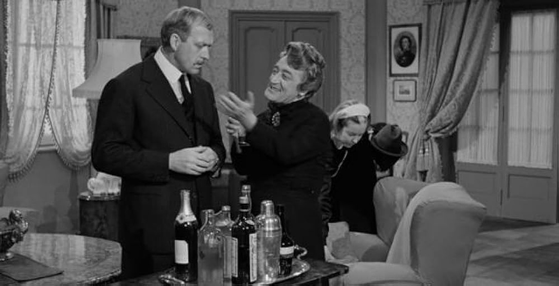 Totò y Raimondo Vianello en toto-diabolicus