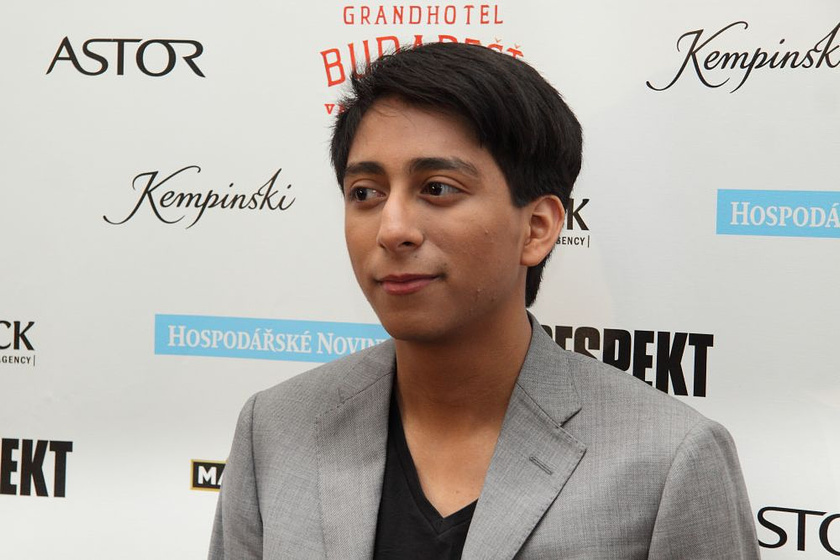 Tony Revolori en El Gran Hotel Budapest (Premiere en Praga. 2014)