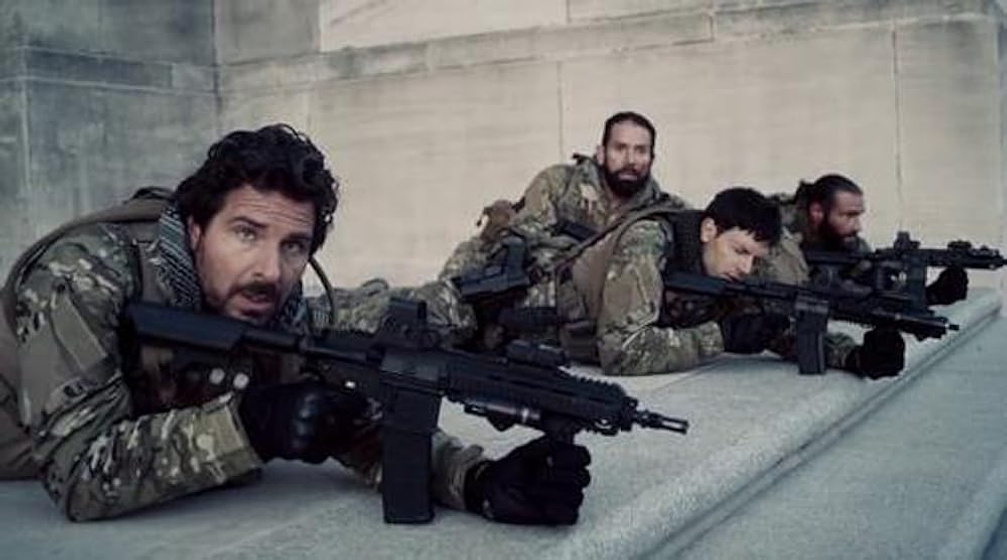 Ed Quinn, Damon Lipari, Chad Lail y Mikal Vega en navy-seals-vs-zombies