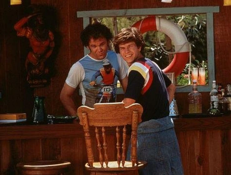 Mark Wahlberg y John C. Reilly en boogie-nights