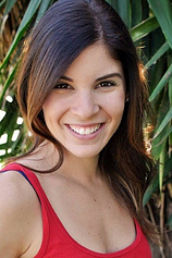picture of actor Nicole Cinaglia