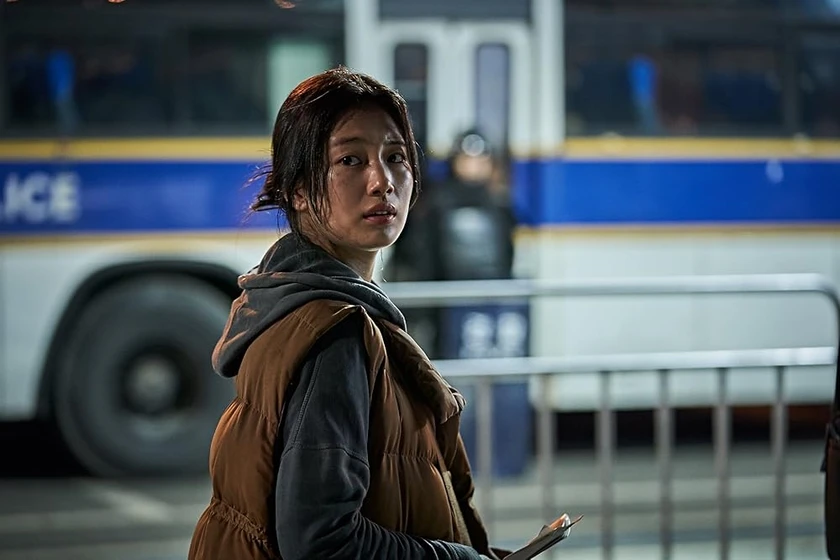 Bae Suzy en alerta-roja-2019