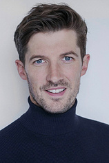 picture of actor Gwilym Lee