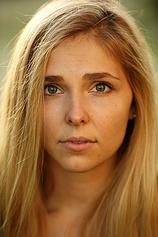 photo of person Claudia Dzienny