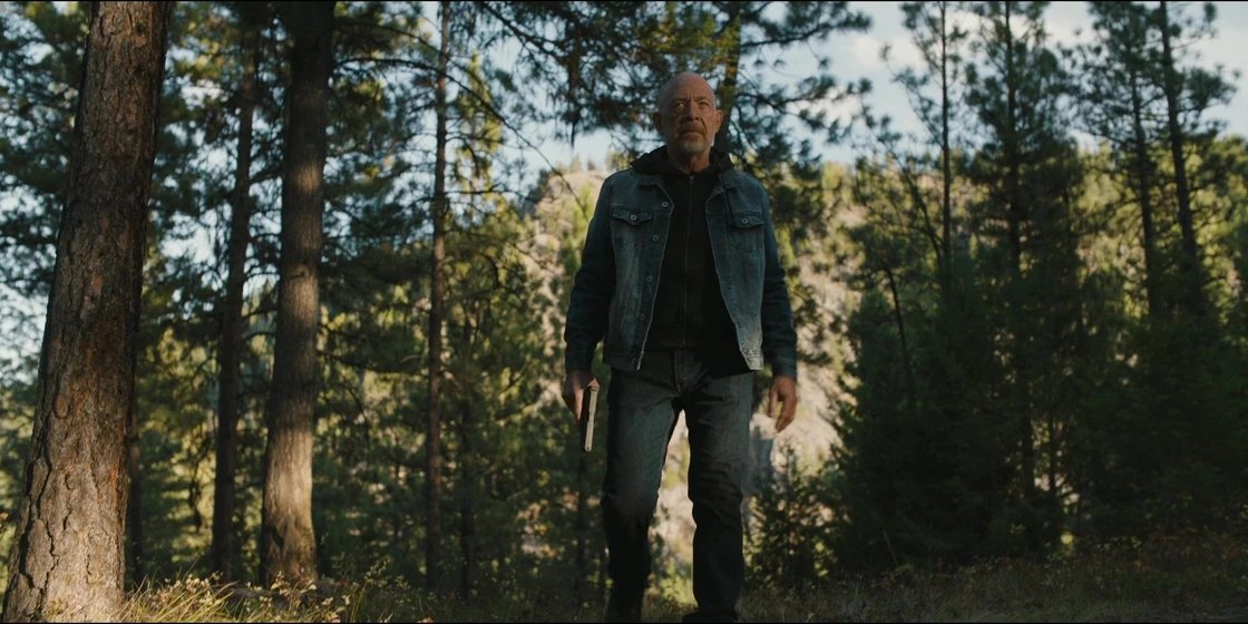 J.K. Simmons en corre-o-muere-2024