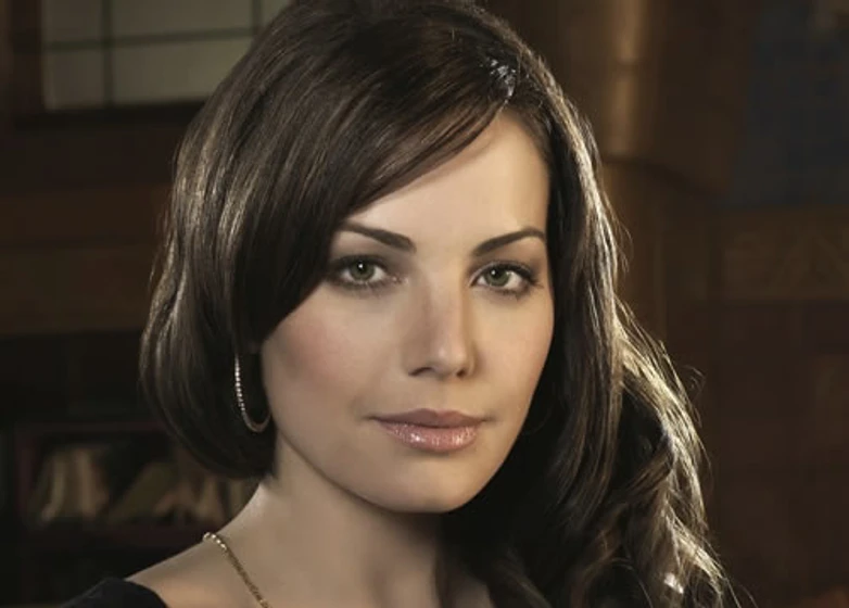 Erica Durance en Llamada para un Asesinato