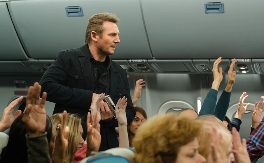 Liam Neeson en non-stop-sin-escalas