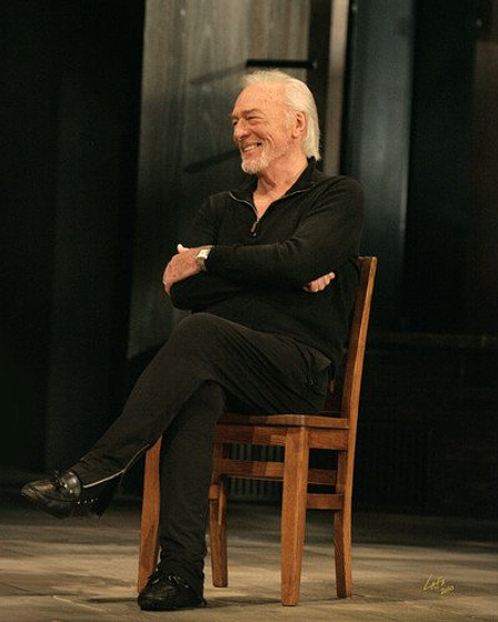 Christopher Plummer en The Captains