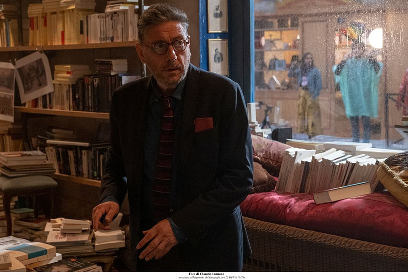 Sergio Castellitto en Una Librería en Paris