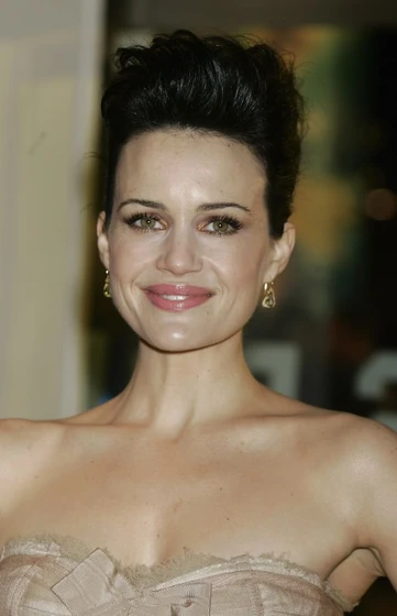Carla Gugino en watchmen (Premiere en Londres. Febrero 2009)