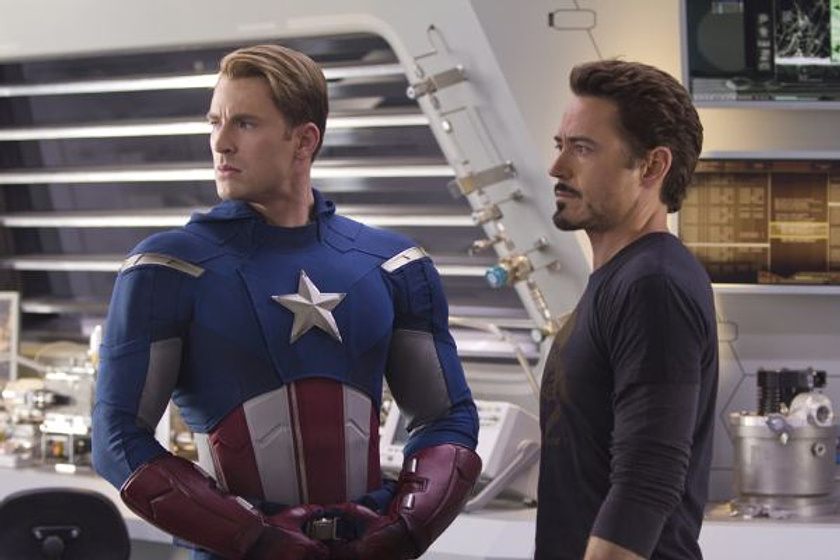 Robert Downey Jr. y Chris Evans en Los Vengadores