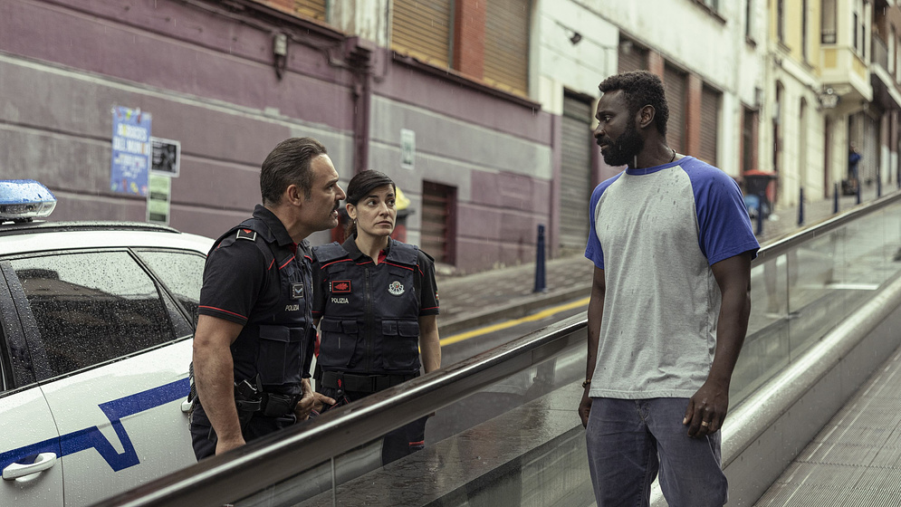 Malcolm Treviño-Sitté en Detective Touré