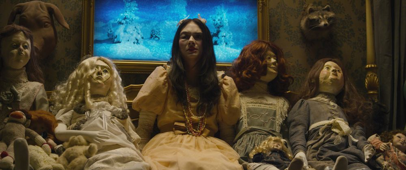 Crystal Reed en Ghostland