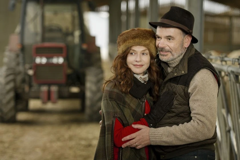 Jean-Pierre Darroussin y Isabelle Huppert en luces-de-paris