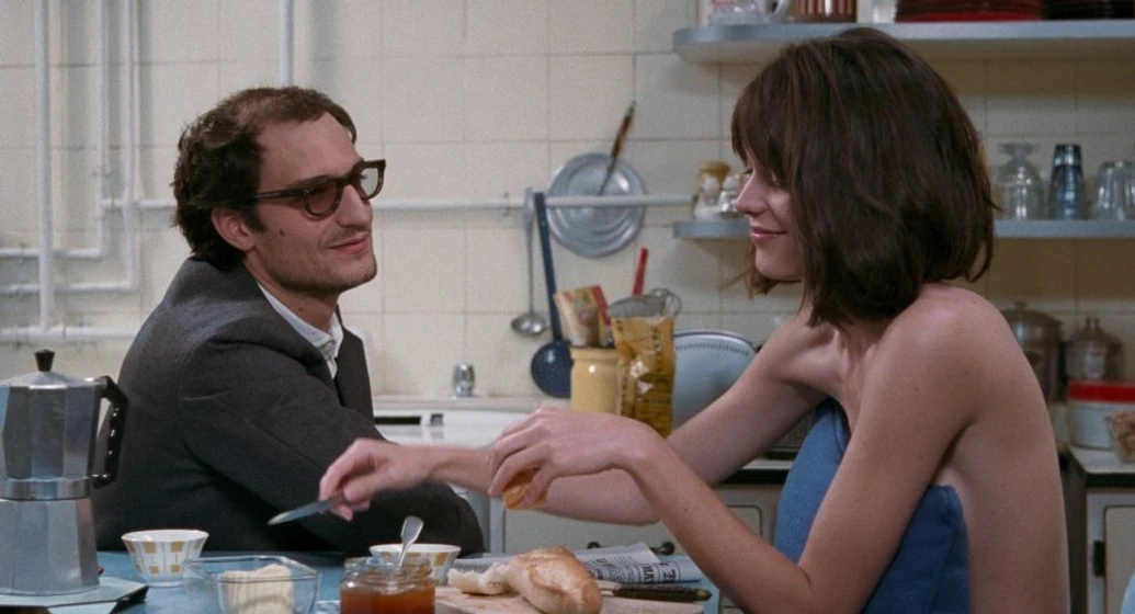 Louis Garrel y Stacy Martin en mal-genio