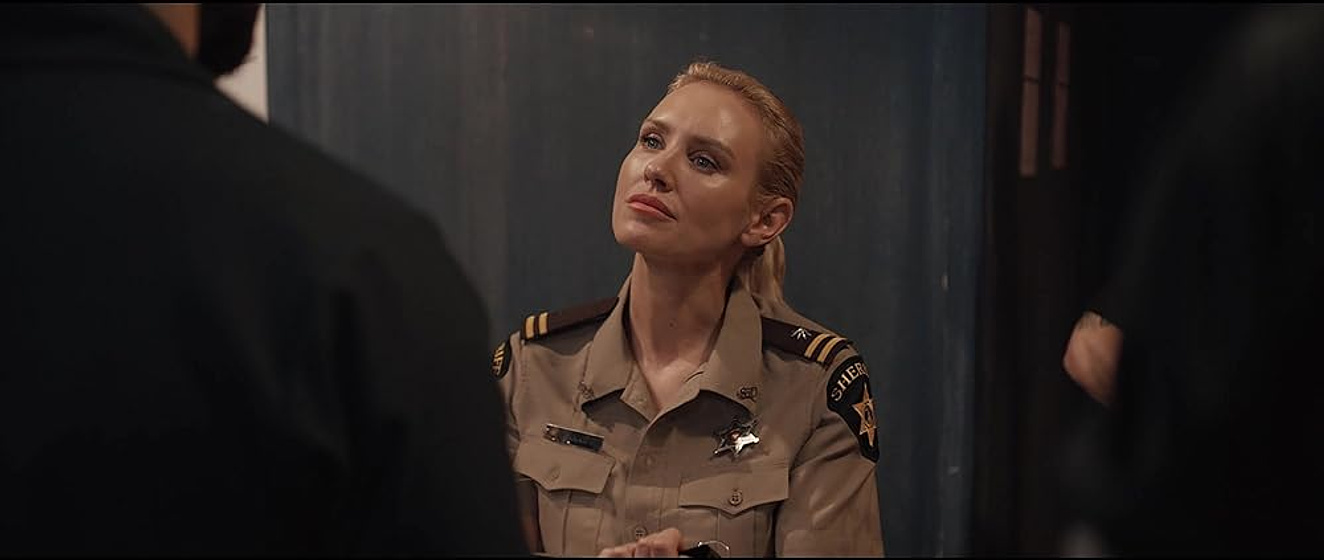 Nicky Whelan en La Fuga