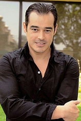 picture of actor Juan Ángel Esparza