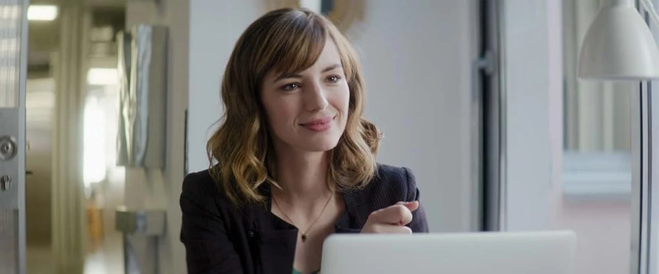 Louise Bourgoin en familia-a-la-fuerza